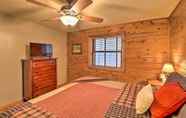 Others 7 Charming Cabin w/ Hot Tub, Fire Pit & Views!