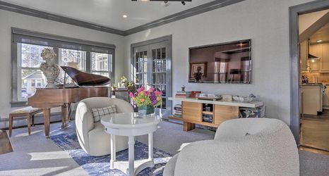 其他 2 Classic Teaneck Colonial Home With A Modern Touch