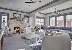 其他 5 Classic Teaneck Colonial Home With A Modern Touch