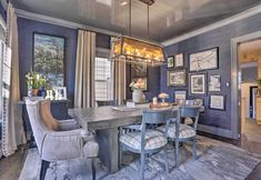 其他 6 Classic Teaneck Colonial Home With A Modern Touch