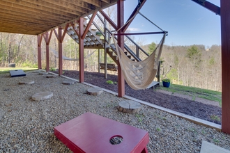 Others 4 Saluda Cabin Retreat w/ Stunning Mountain Views!