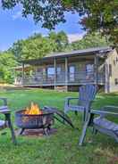 Imej utama Cabin at Lambfarm Horses w/ Fire Pit + Deck