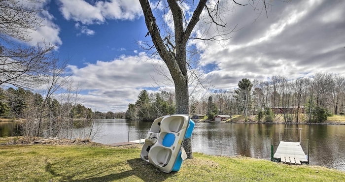 Others Lakeside Cabin w/ Fire Pit: Near Pine Point Park!