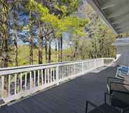 Others 2 Boone Vacation Rental w/ Private Hot Tub & Deck