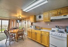 其他 5 Sanderling Sea Cottages, Unit 2: Walk to Coast!