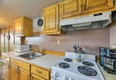 其他 2 Sanderling Sea Cottages, Unit 2: Walk to Coast!