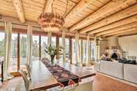 Lainnya Authentic Santa Fe Adobe Home w/ Desert Views