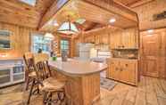 Khác 6 'lake Toxaway Moose Lodge' w/ Spacious Deck!