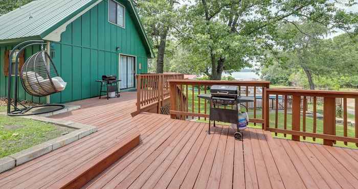 Others Lakefront Grove Cabin w/ Shared Boat Dock & Pool