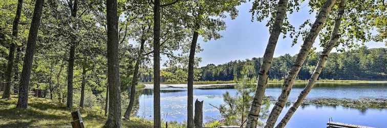 Others Four-season Lake Cabin w/ Canoe & Paddle Boat!