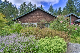 Others 4 Updated Vashon Island Studio w/ Yard & Ponds!