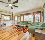 Others 3 Scenic Blue Ridge Getaway w/ Riverfront Deck!