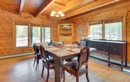 อื่นๆ 2 Dog-friendly West Gardiner Cabin, 12 Mi to Augusta