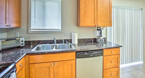 其他 2 Family-friendly Tacoma Home w/ Private Yard!