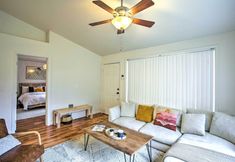 其他 7 Family-friendly Tacoma Home w/ Private Yard!