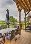 Imej utama Riverfront Granby Vacation Rental w/ Deck!