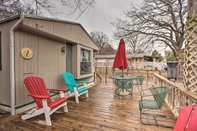 Others Pet Friendly Kingston Home w/ Deck & Fire Pit