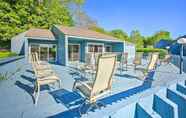 Others 2 Sunny South Haven Condo < 1 Mi to Beaches!