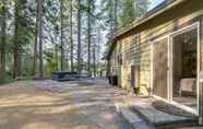 Others 3 Bremerton Vacation Rental w/ Hot Tub & Lake Access