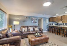 Khác 6 Bremerton Vacation Rental w/ Hot Tub & Lake Access