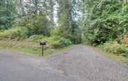 Others 5 Bremerton Vacation Rental w/ Hot Tub & Lake Access