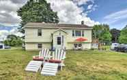 Lainnya 4 Serene Cottage w/ Water View - 3 Mi to Town!