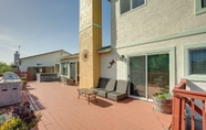 Khác 2 Vallejo Home W/spacious Deck, Hot Tub & Views