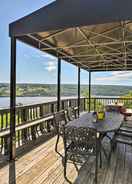 Imej utama Lovely Finger Lakes Retreat w/ Deck & Lake Views!