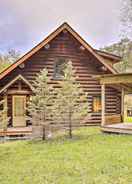 Imej utama Splendid Family Cabin w/ Hot Tub & Grill!