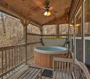 Others 7 'gone Hiking' Bryson City Cabin w/ Hot Tub & Grill