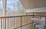 Others 2 Charming & Secluded Riverside Cabin + 3 Decks
