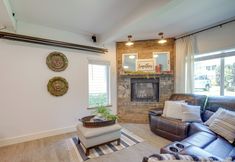 Lain-lain 6 Farmhouse w/ Private Hot Tub < 1 Mile to Birch Bay