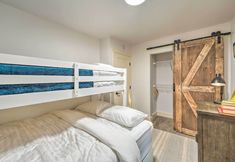 Lain-lain 4 Farmhouse w/ Private Hot Tub < 1 Mile to Birch Bay