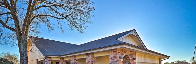 其他 Bella Vista Retreat With Pool, On Golf Course!