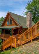 Imej utama Inviting Sevierville Cabin w/ Deck & Hot Tub!