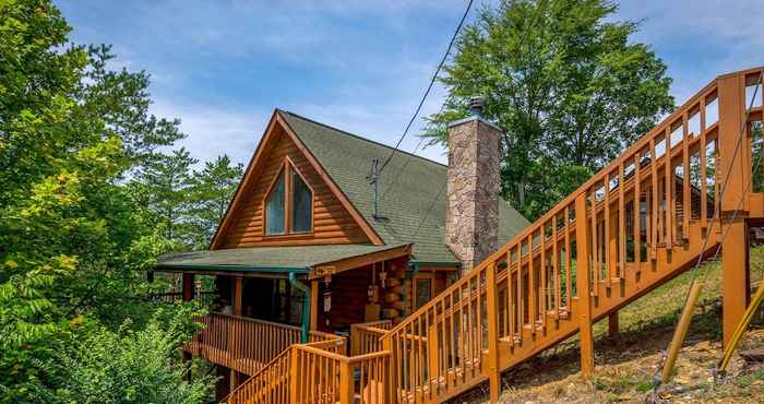 Khác Inviting Sevierville Cabin w/ Deck & Hot Tub!