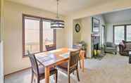 Others 4 Modern Anchorage Townhome: 8 Mi to Downtown!