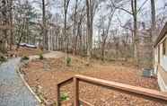 Others 3 Sherrills Ford Getaway w/ Deck + Lake View!