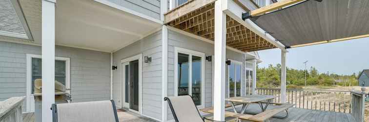 Others Chic Townhome on Lake Huron w/ Private Beach!