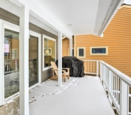 อื่นๆ 2 Anacortes Home w/ Views of Puget Sound