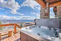 Others Ski-in/ski-out Townhome w/ Sauna & Hot Tub!