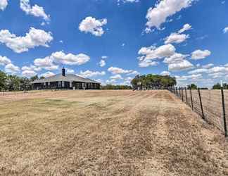Lainnya 2 Central Texas Home w/ Rolling Pasture Views!