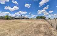 Khác 2 Central Texas Home w/ Rolling Pasture Views!