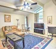 Others 5 Family-friendly Townhouse w/ Private Patio