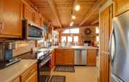 Others 4 Smoky Mountain Vacation Rental w/ Large Deck!