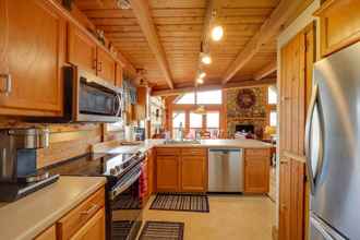 Others 4 Smoky Mountain Vacation Rental w/ Large Deck!