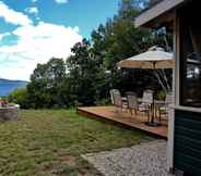 Others 6 Ossipee Lake Cottage w/ Screened Porch & Fire Pit!