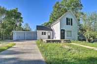 Khác Bellaire Home w/ Yard ~ 4 Miles to Torch Lake