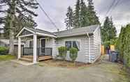 Others 2 Redmond Home ~ 17 Mi to Downtown Seattle!