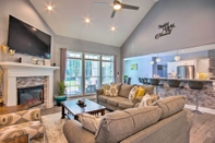 Others Bright Hopkins Home w/ Game Room & Fire Pit!